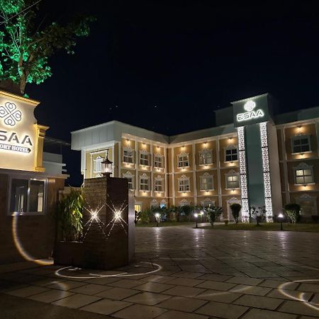 Esaa Airport Hotel Kochi Kültér fotó