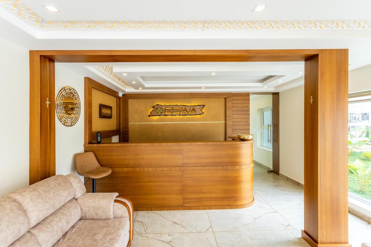 Esaa Airport Hotel Kochi Kültér fotó