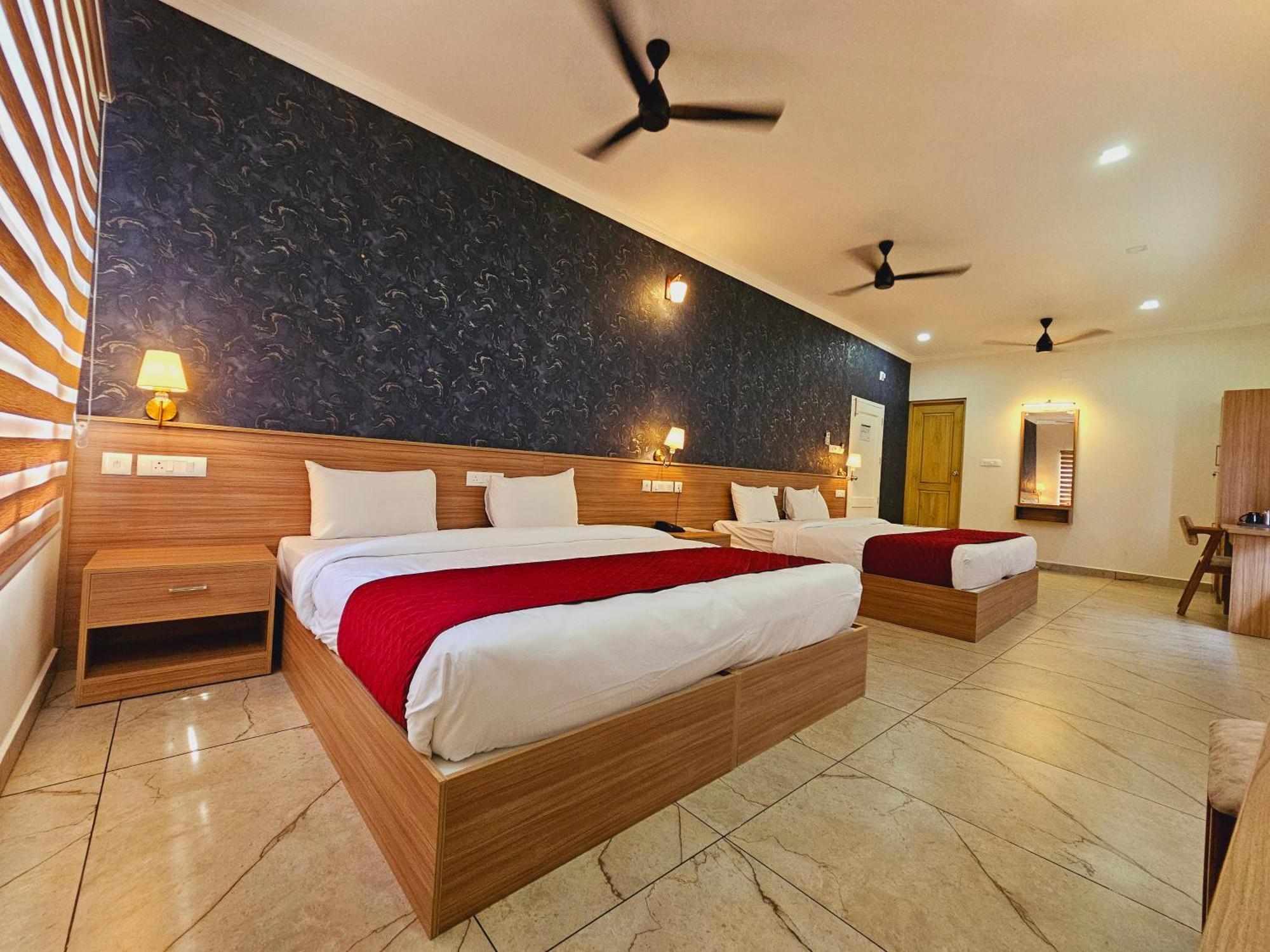 Esaa Airport Hotel Kochi Kültér fotó