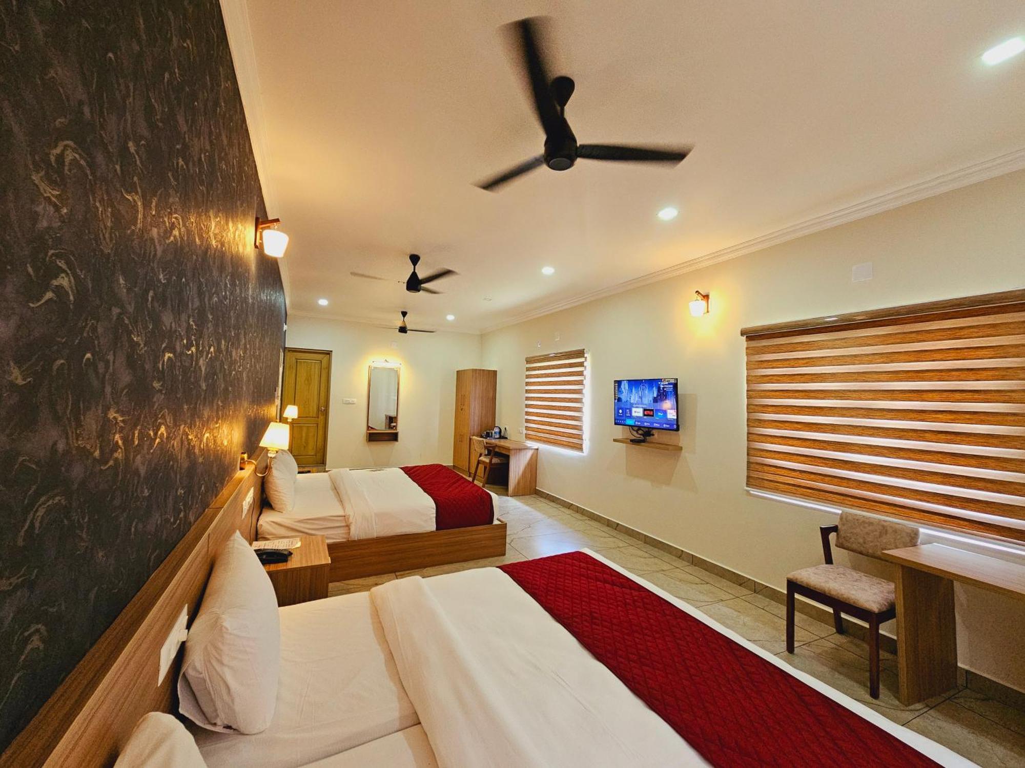 Esaa Airport Hotel Kochi Kültér fotó