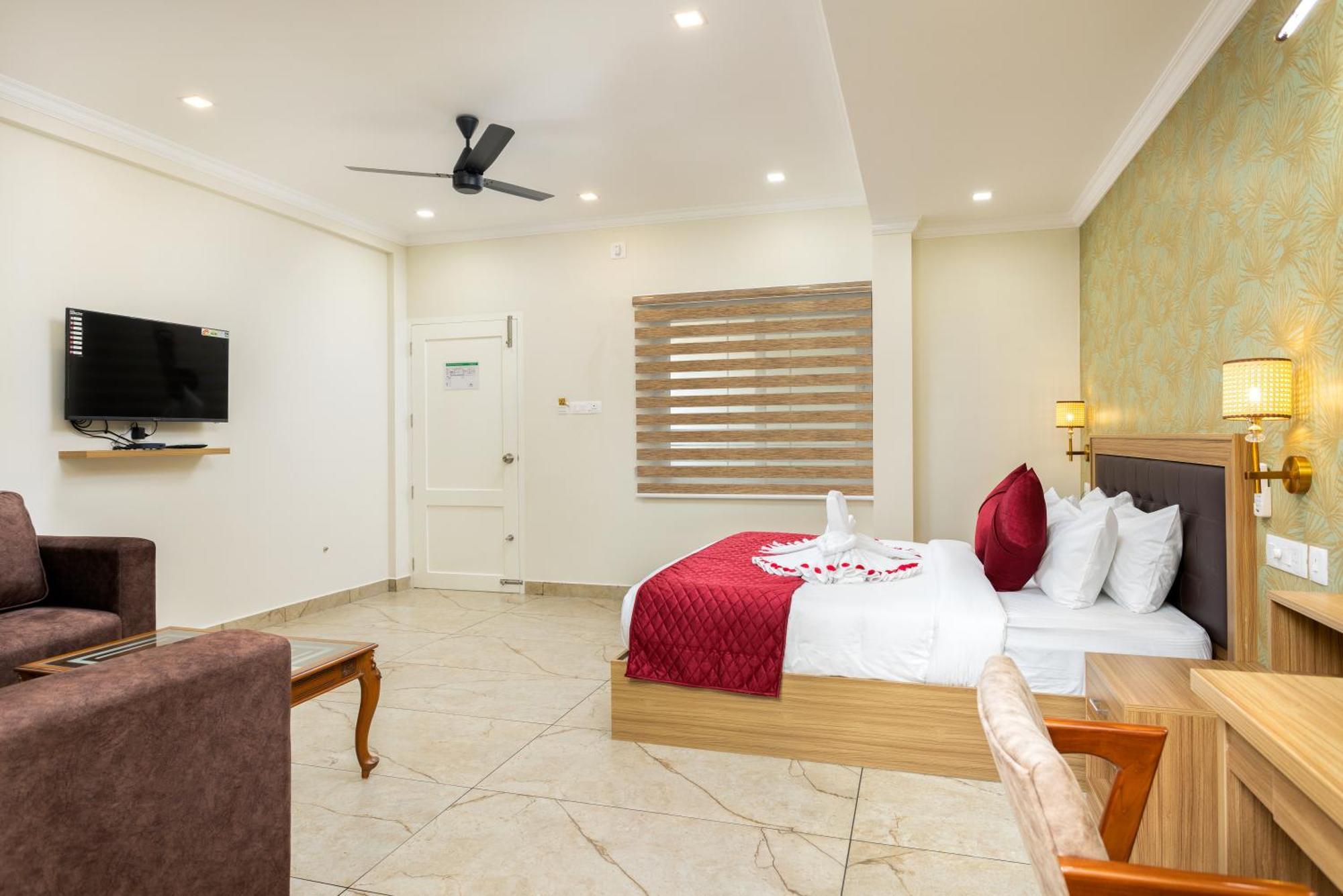 Esaa Airport Hotel Kochi Kültér fotó